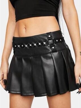 3X On A Roll Horoscopez Dolls Kill Black Faux Leather Pleated Mini Skirt